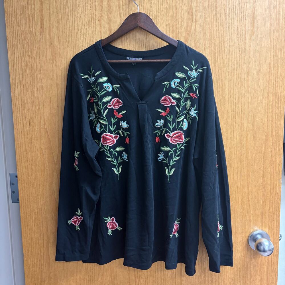 Pyramid Collection Floral Embroidered Long Sleeve Black Tunic Whimsigoth Boho 2X